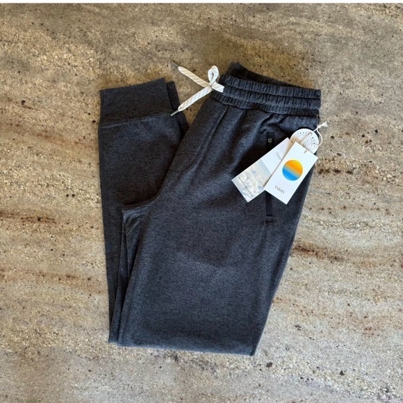 NWT Vuori Men’s Ponto Performance Jogger Size Medium Charcoal Heather